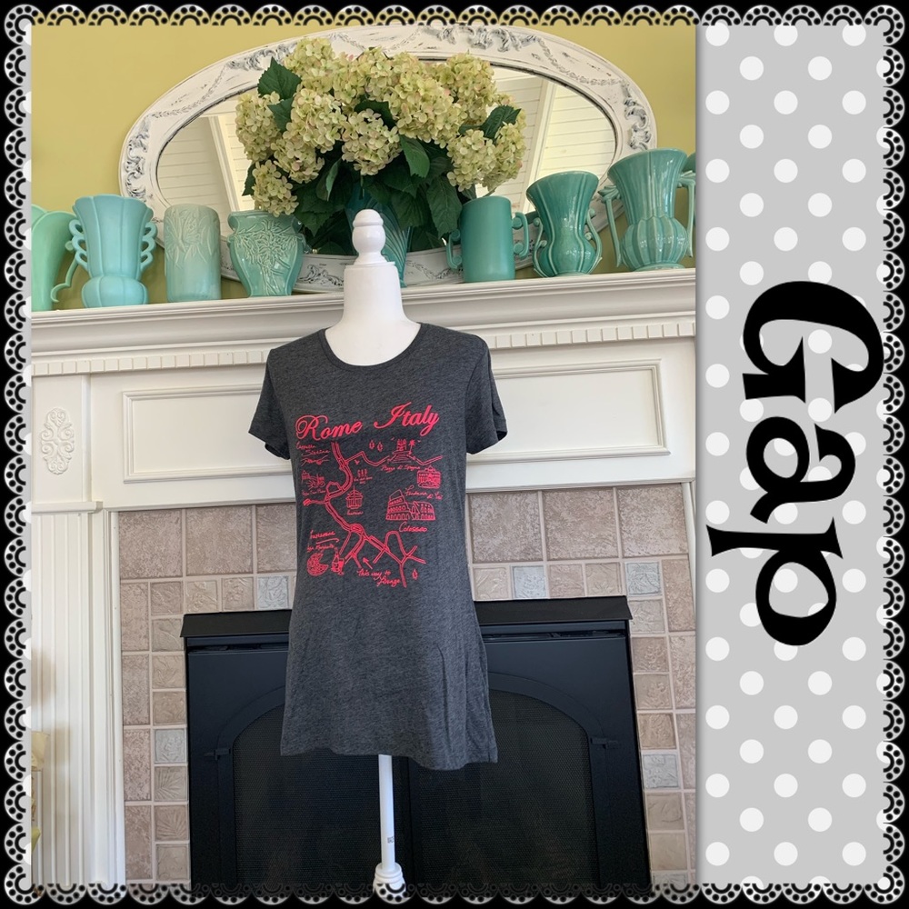 GAP graphic T-shirt, size M